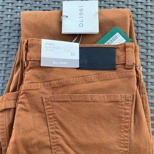 DL 1961 Avery modern Street men’s pants. NWT